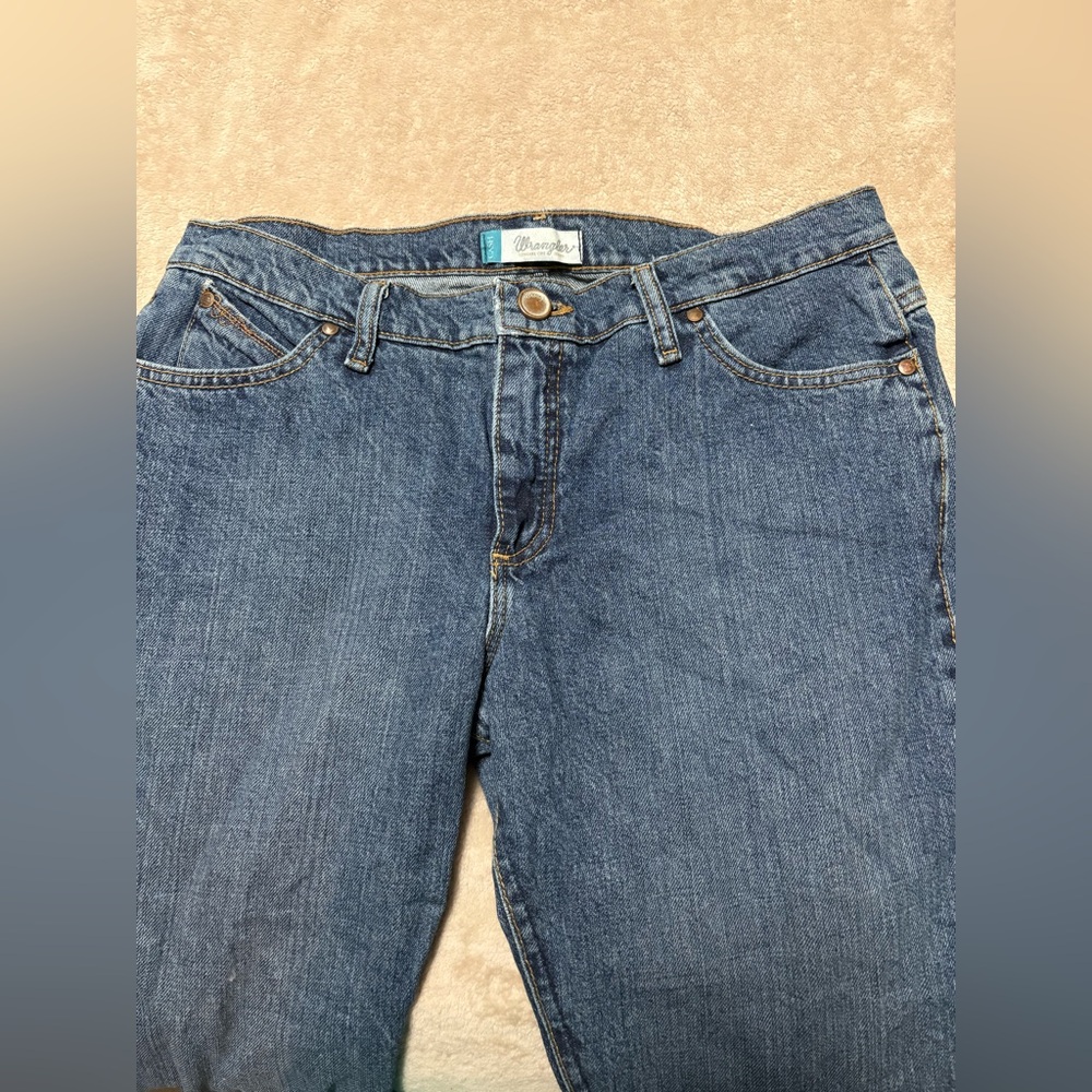 Wrangler Cowgirl Cut Jeans Size 11/12 x 32